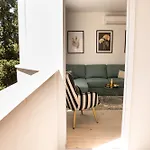 Sanmar Apartment *