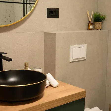 アパート Sanmar ザダル