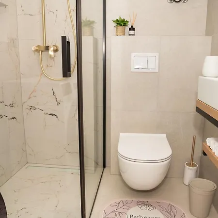 Sanmar アパート *